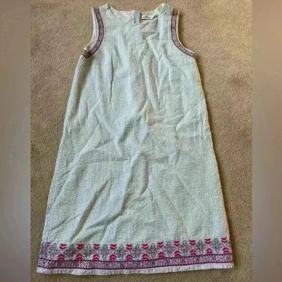 Vineyard Vines Other - VINEYARD VINES blue striped seersucker embroidered sleeveless dress Girl's 16